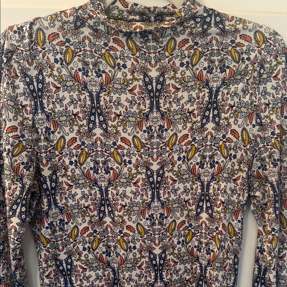 Floral Pattern Mock Neck Long Sleeve Top